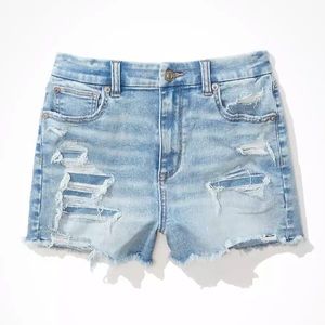 (NWT) American Eagle - Curvy High Rise Shorts, Next Level Stretch - In packaging